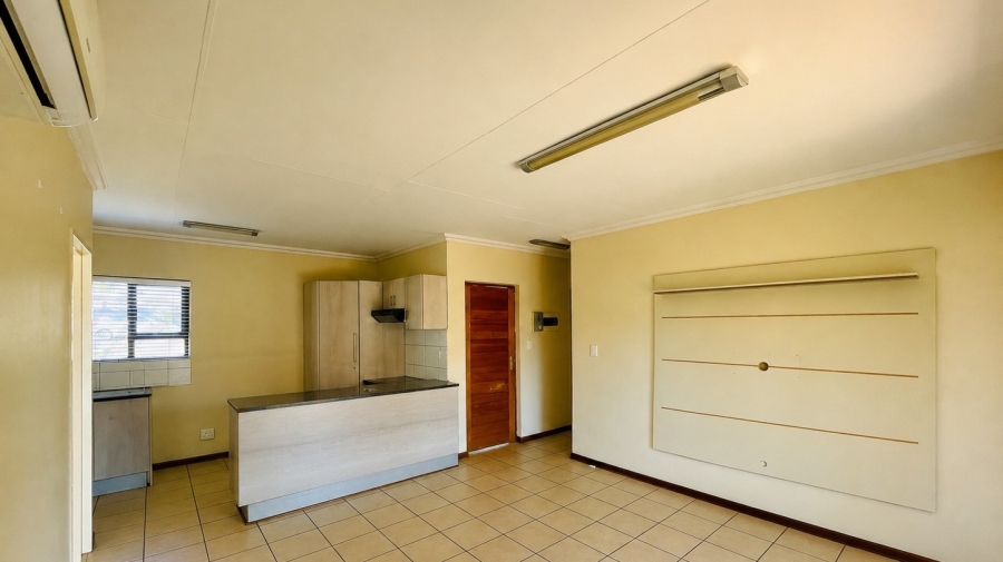 2 Bedroom Property for Sale in Flamwood North West